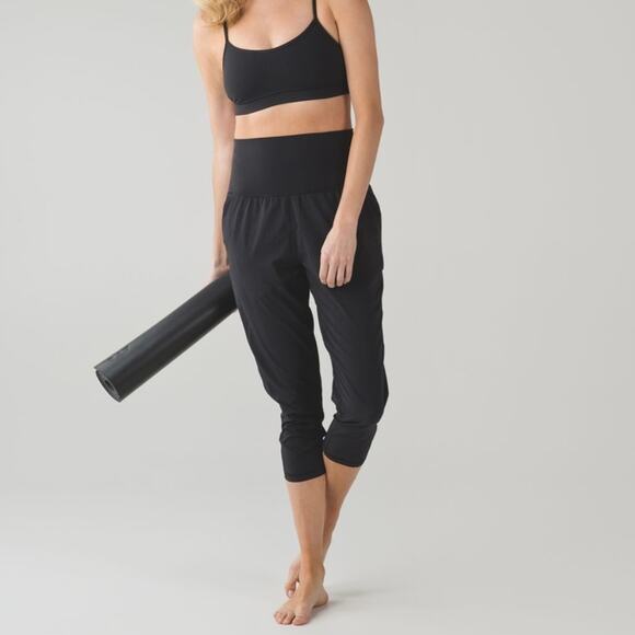 Lululemon Tranquil Crop Black High Rise Pants Women’s 4 - Picture 7 of 7